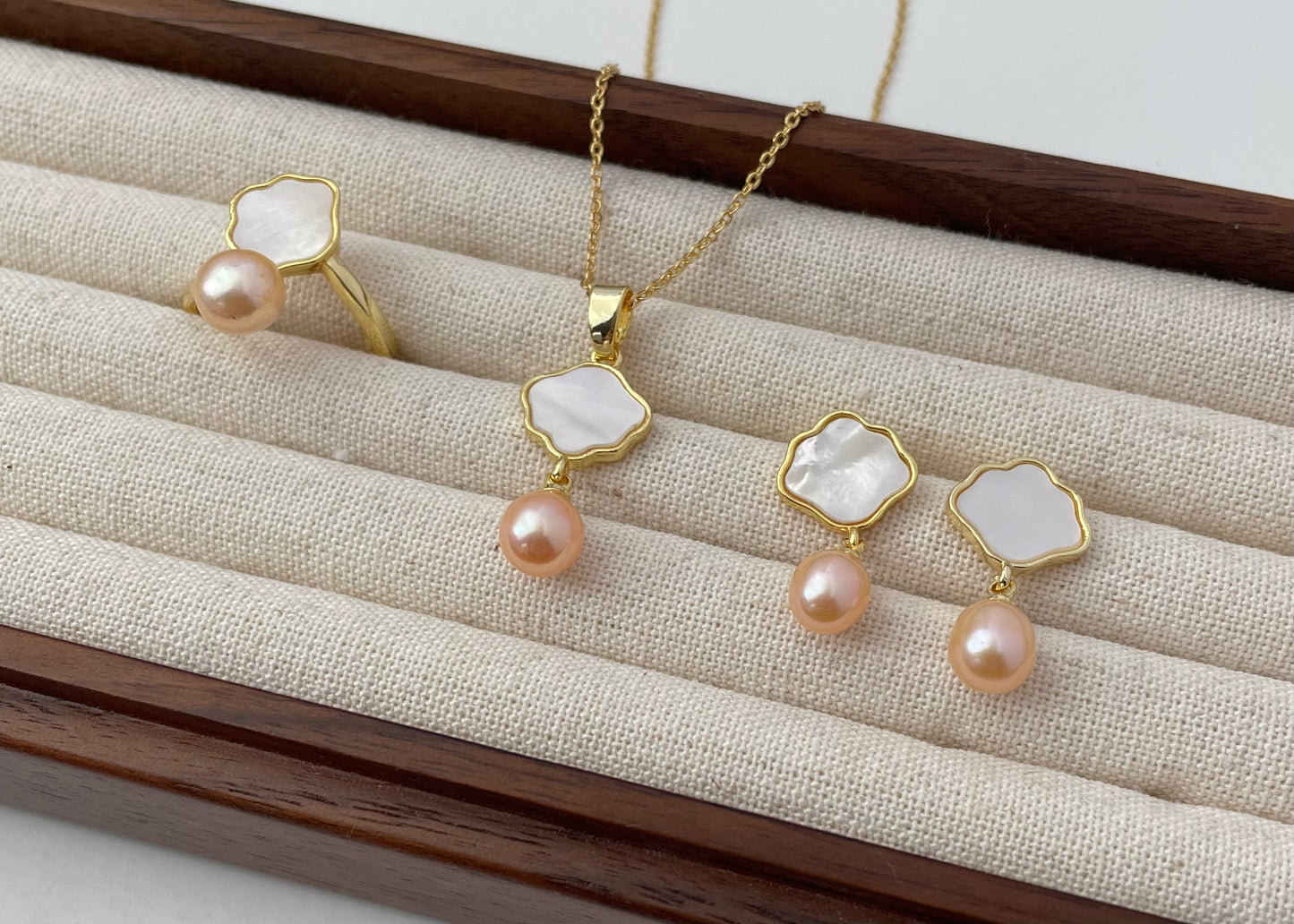 Set 5 | Elegant Shell with Pink Pearl Set