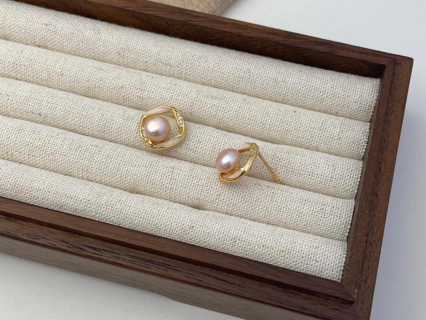 Earring 84 | Geometric Pink Pearl Stud Earrings