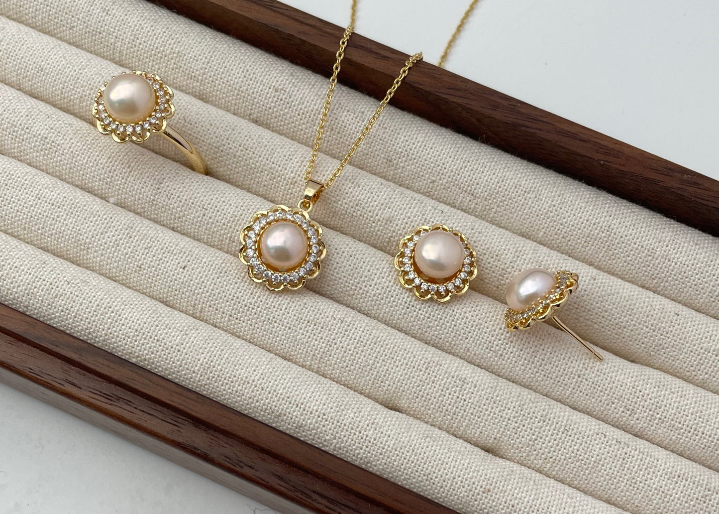 Set 11 | Gold Sunflower with Soft Pink Pearl Jewellery Set