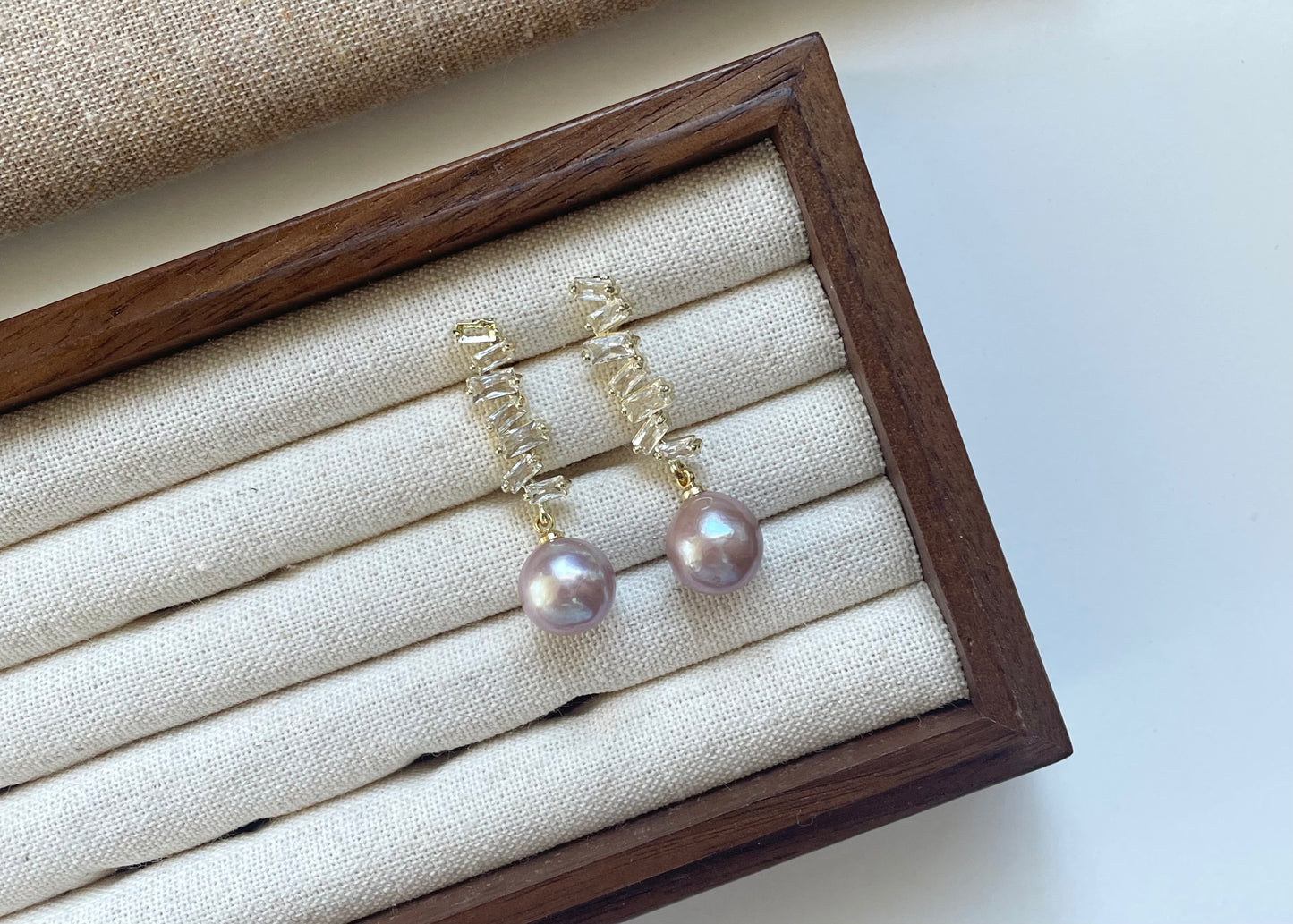 Earring 30 | Elegant Crystal with Pearl Hang Earrings