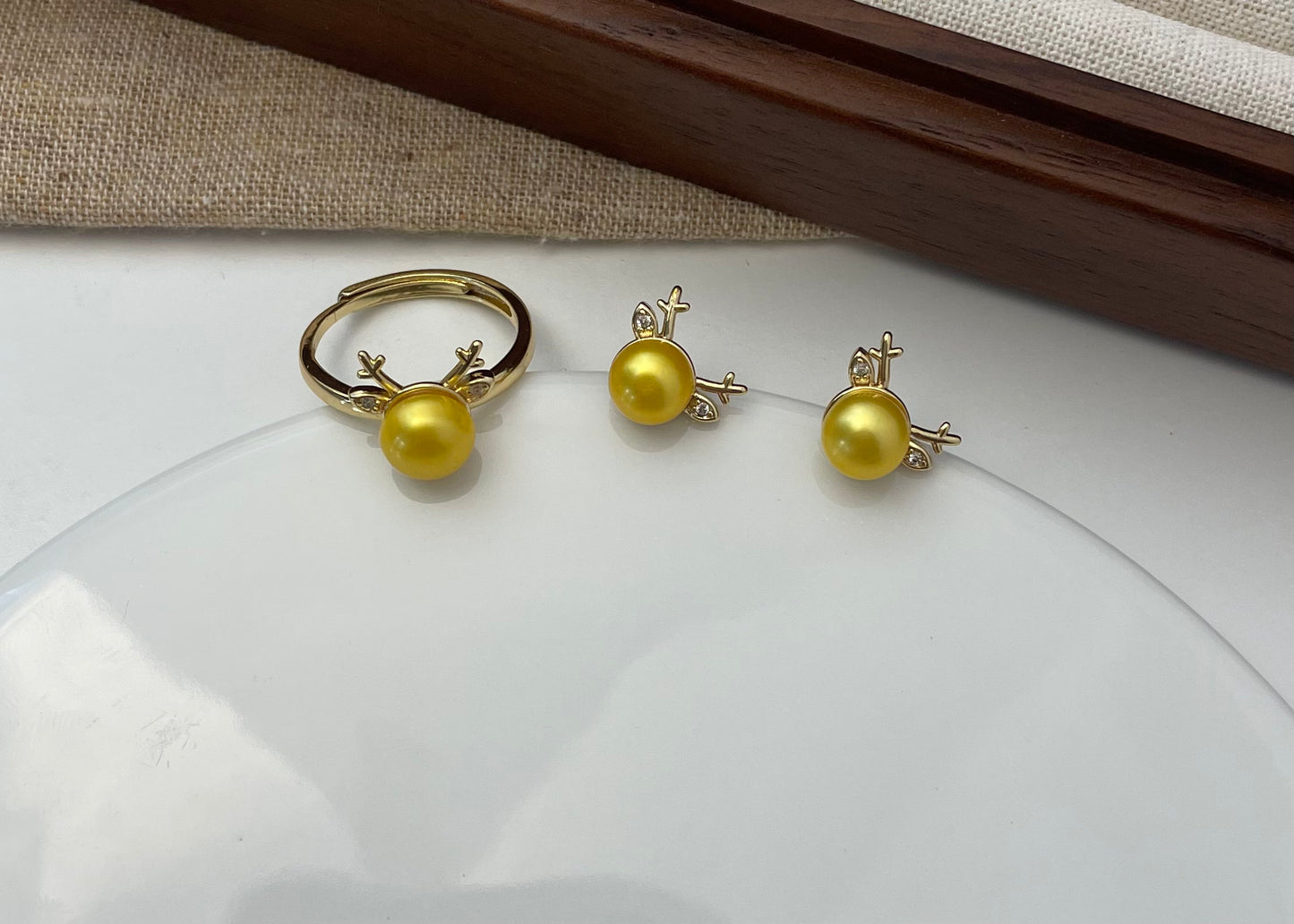 Set 31 | Mini Deer with Yellow Pearl Jewellery Set