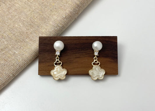 Earring 70 | Flower Pearl Drop Earrings