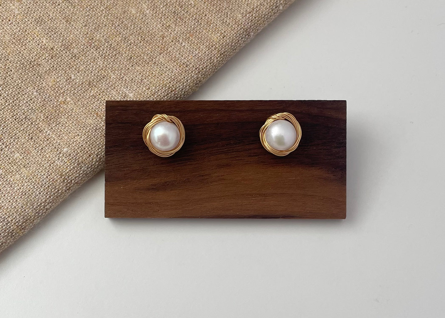 Earring 49 | Gold Twisted Rope Pearl Stud Earrings