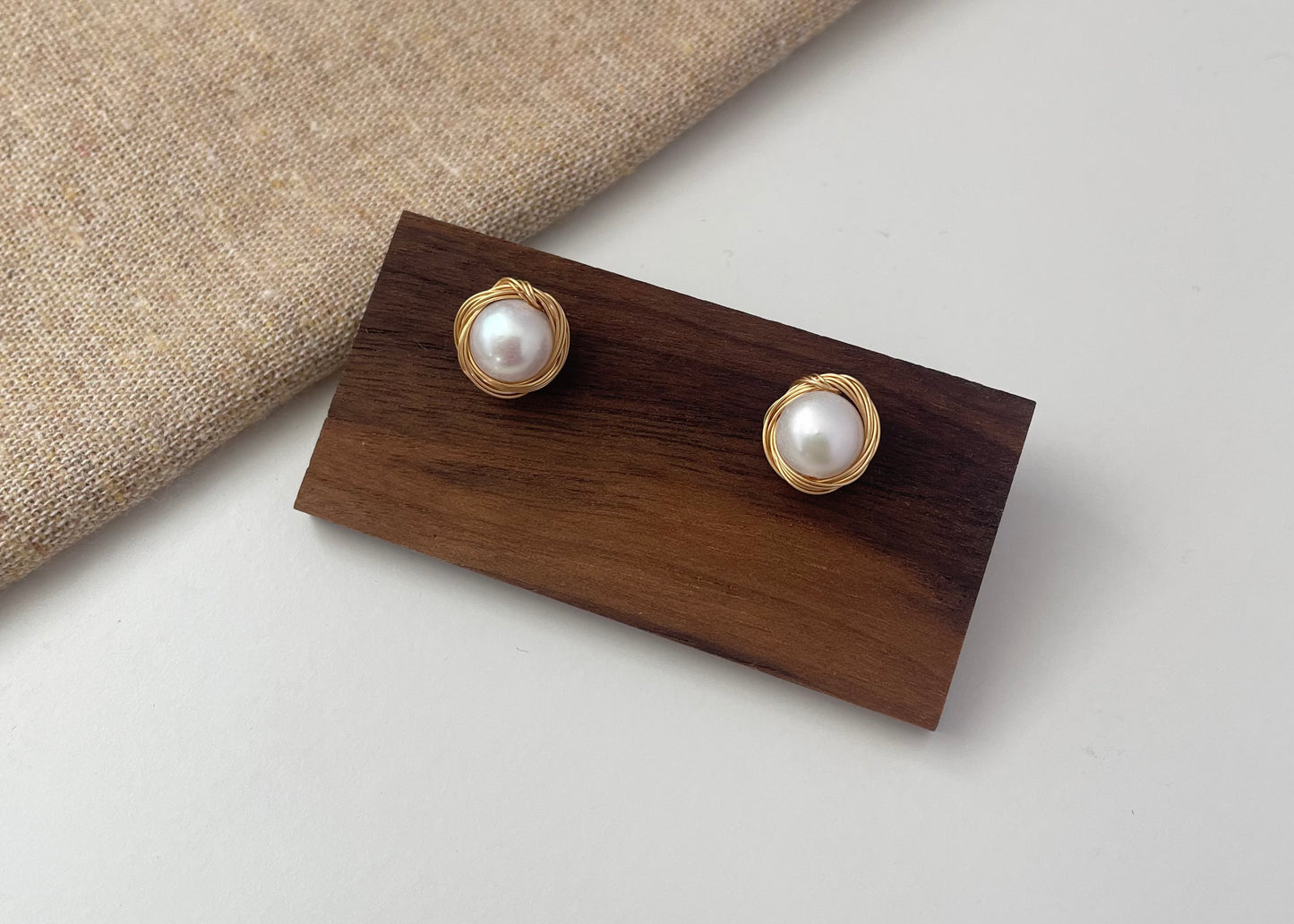 Earring 49 | Gold Twisted Rope Pearl Stud Earrings
