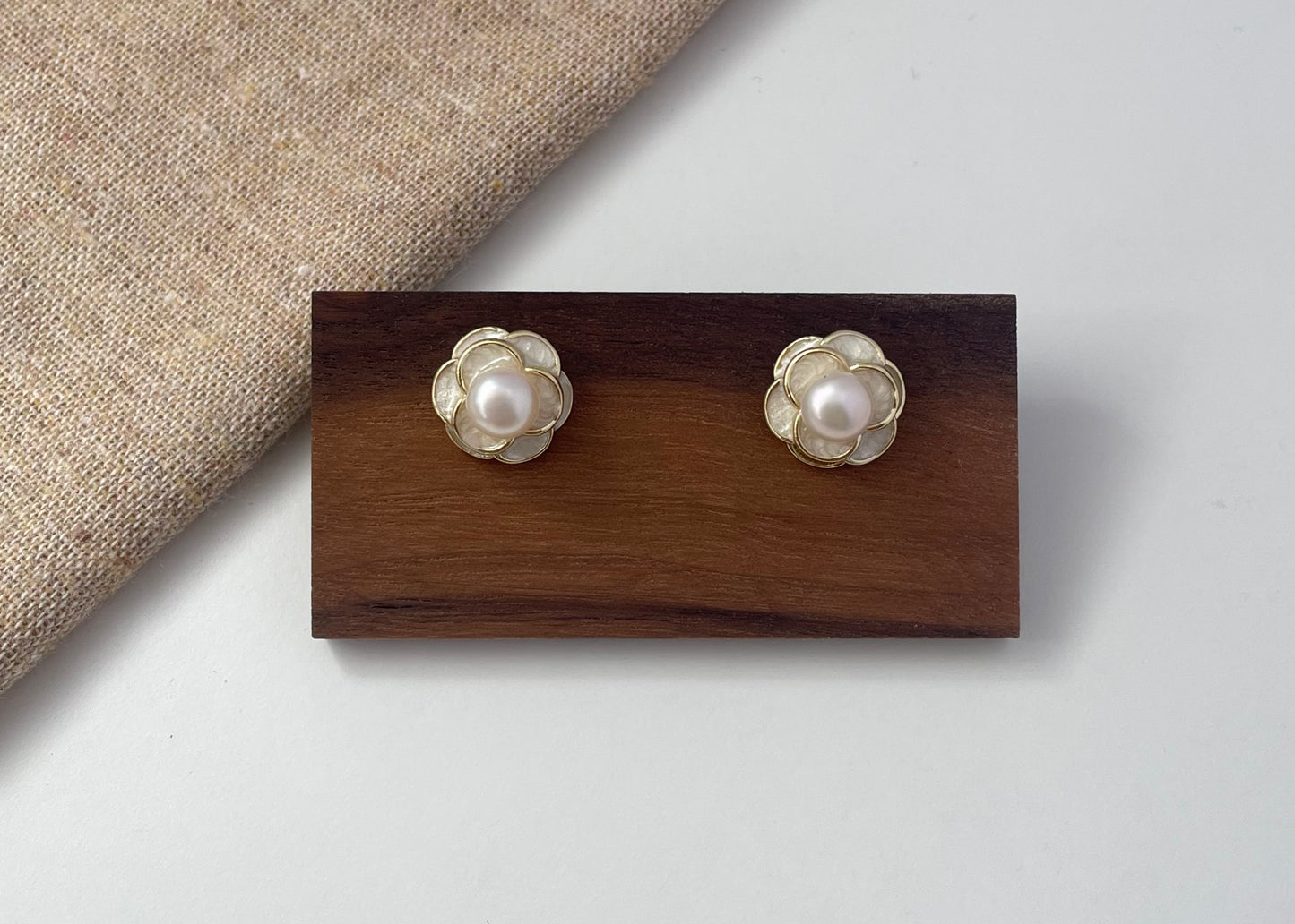 Earring 61 | Camellia Flower Pearl Earrings