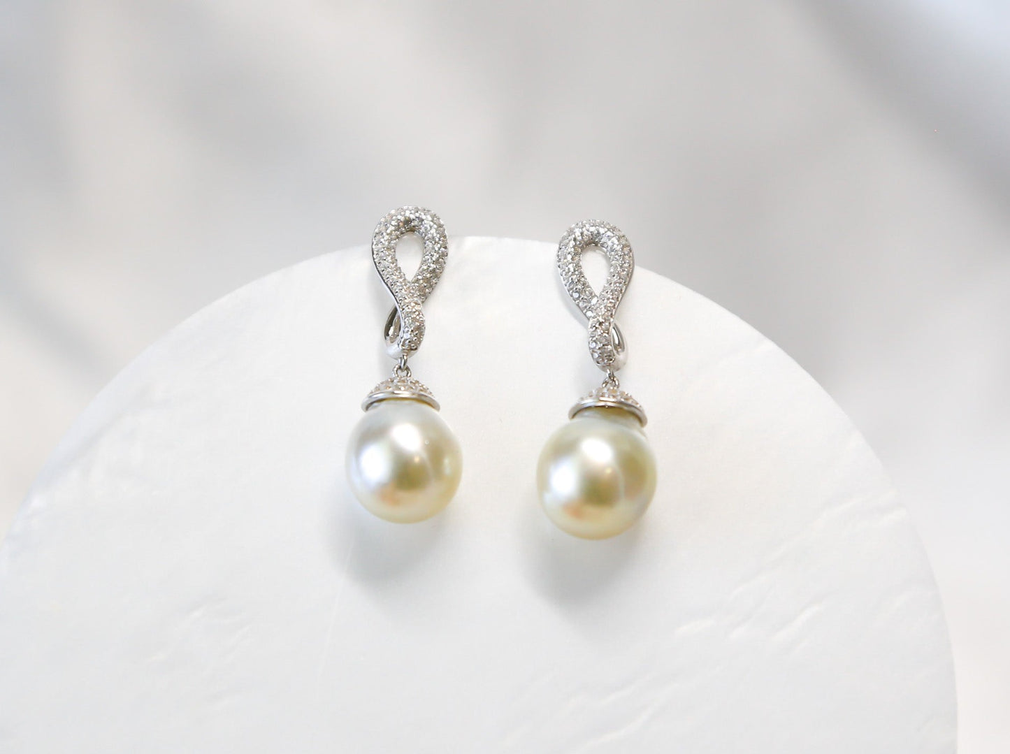 Tahitian Pearl Earring 08