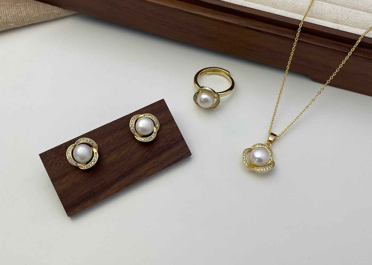 Set 15 | Elegant Gold Petal with White Pearl Jewellery Set