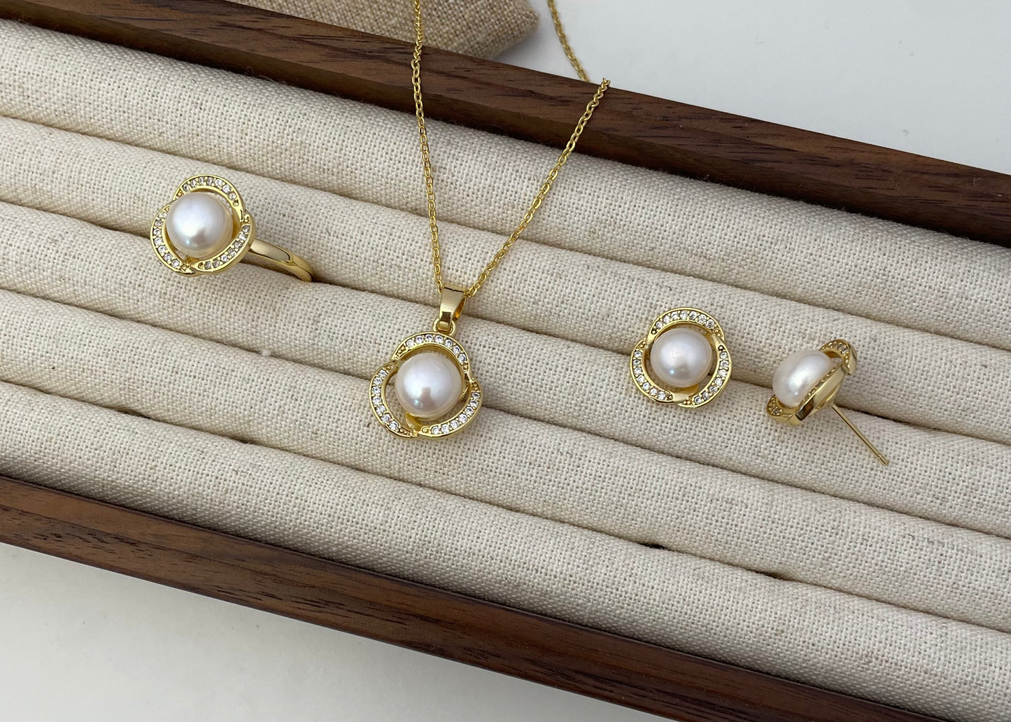 Set 15 | Elegant Gold Petal with White Pearl Jewellery Set