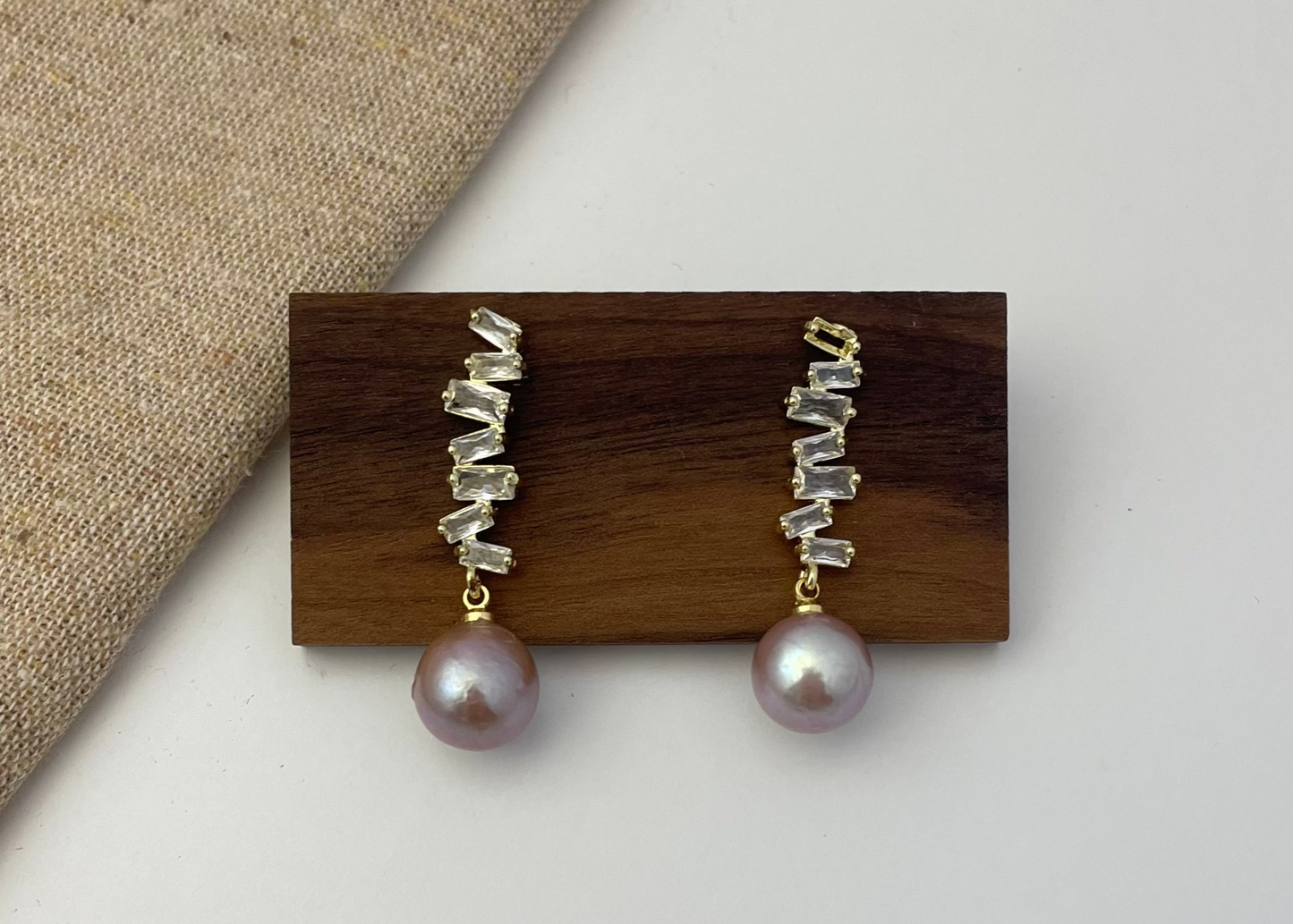 Earring 30 | Elegant Crystal with Pearl Hang Earrings