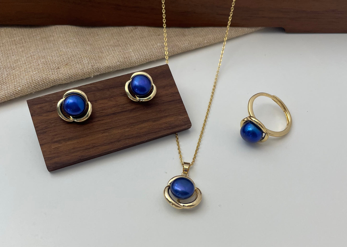 Set 35 | Gold Flower with Vibrant Blue Pearl Jewellery Set