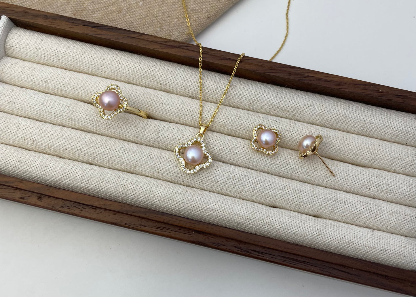 Set 22 | Gold Clover with Pink Pearl Jewellery Set