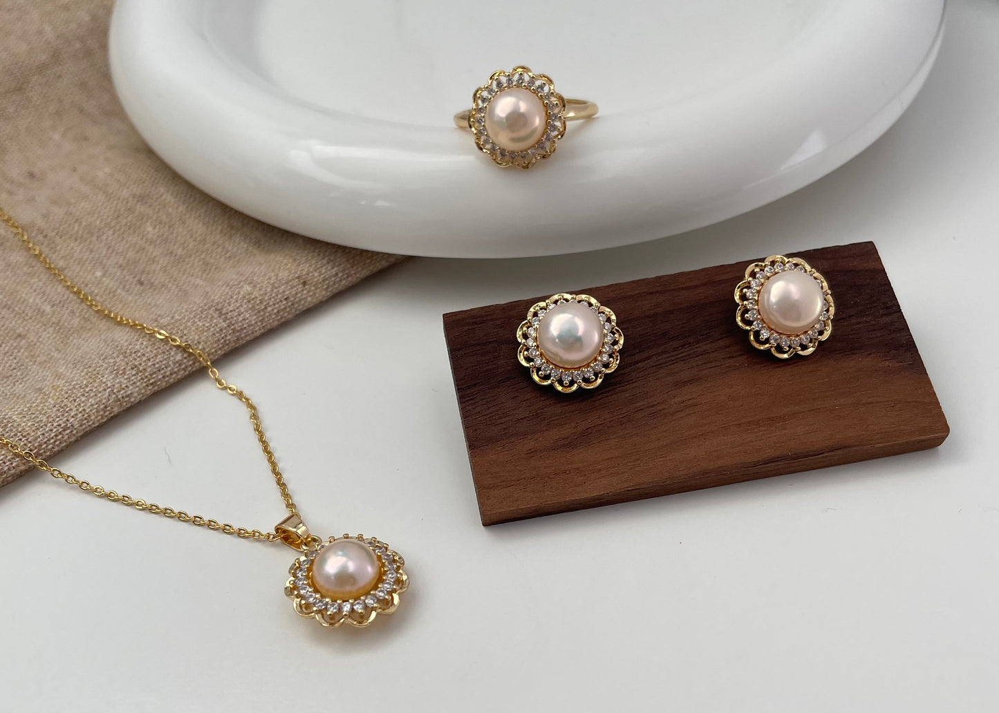 Set 11 | Gold Sunflower with Soft Pink Pearl Jewellery Set