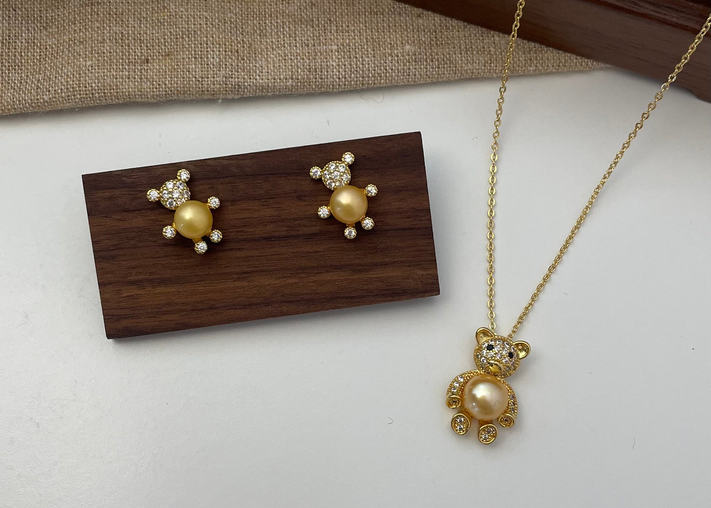 Set 38 | Gold Bear with Pastel Orange Pearl Jewellery Set