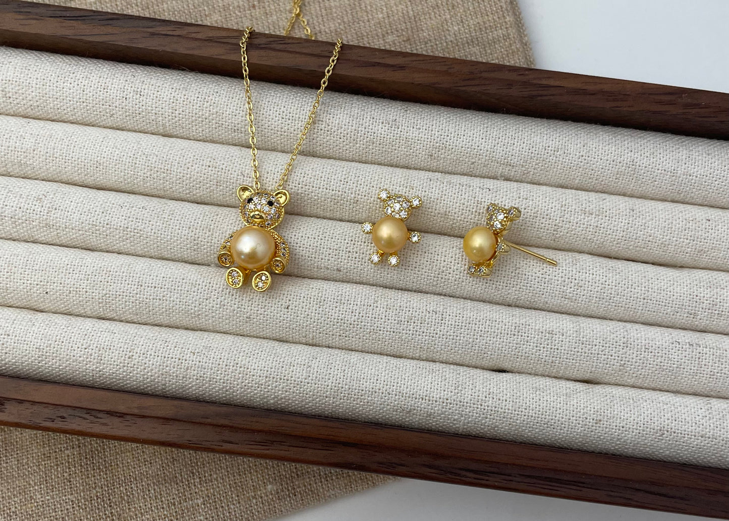 Set 38 | Gold Bear with Pastel Orange Pearl Jewellery Set
