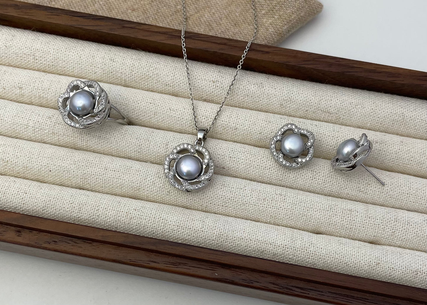Set 16 | Silver Flower with Grey Pearl Jewellery Set