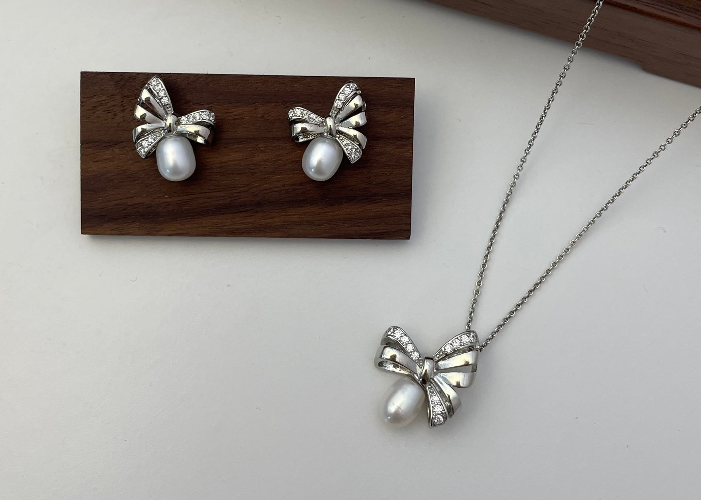 Set 20 | Silver Ribbon with White Pearl Jewellery Set