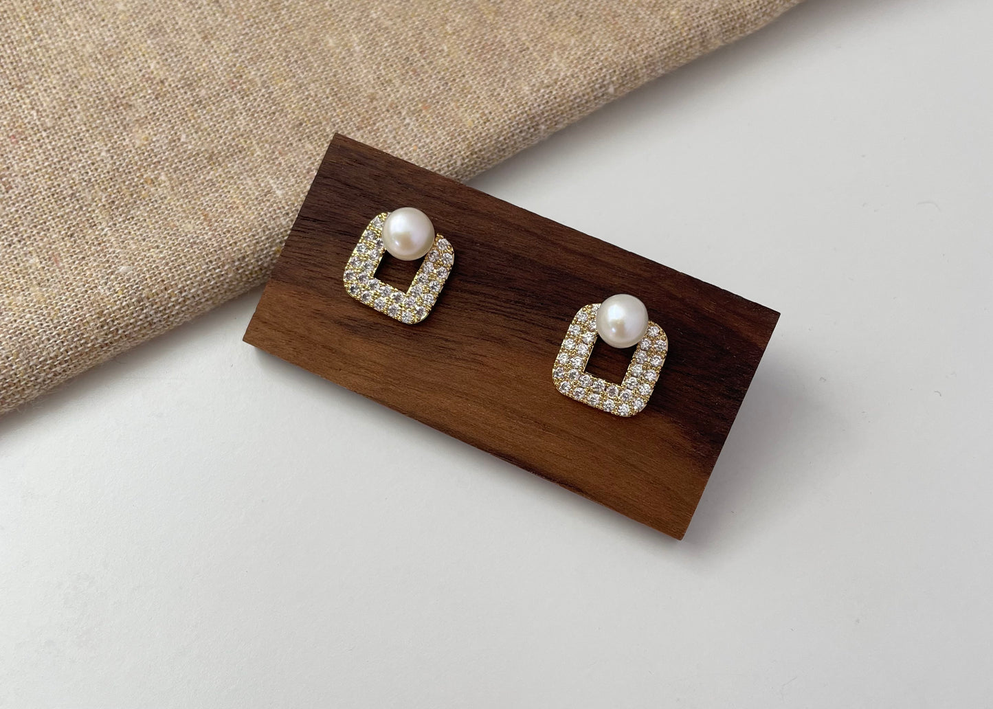 Earring 38 |