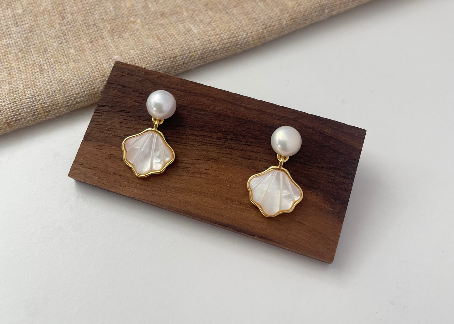 Earring 53 | Seashell Pearl Drop Earrings